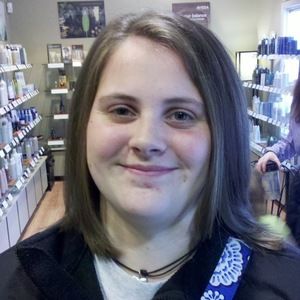 Meet your Posher, Becky